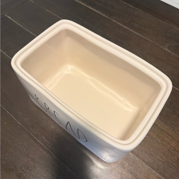 RAE DUNN ceramic bread box with wooden lid - Picture 2 of 7